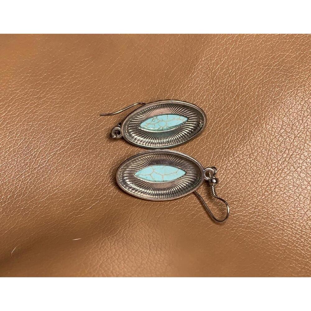 Vintage Sterling Silver Turquoise Oval Earrings Pierced Studs 1.25” - Picture 3 of 4